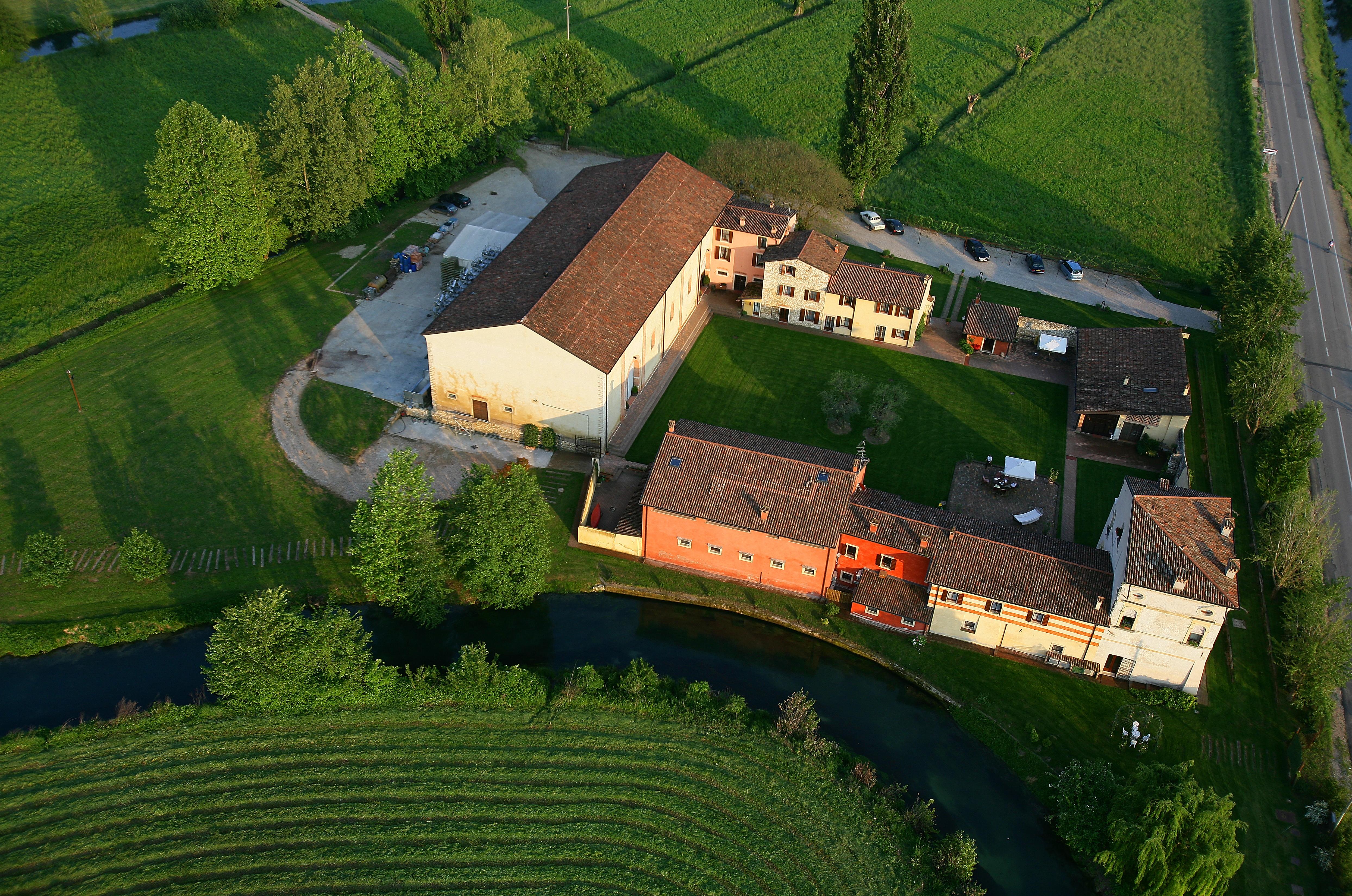 Musella Winery & Relais Guest House San Martino Buon Albergo Bagian luar foto