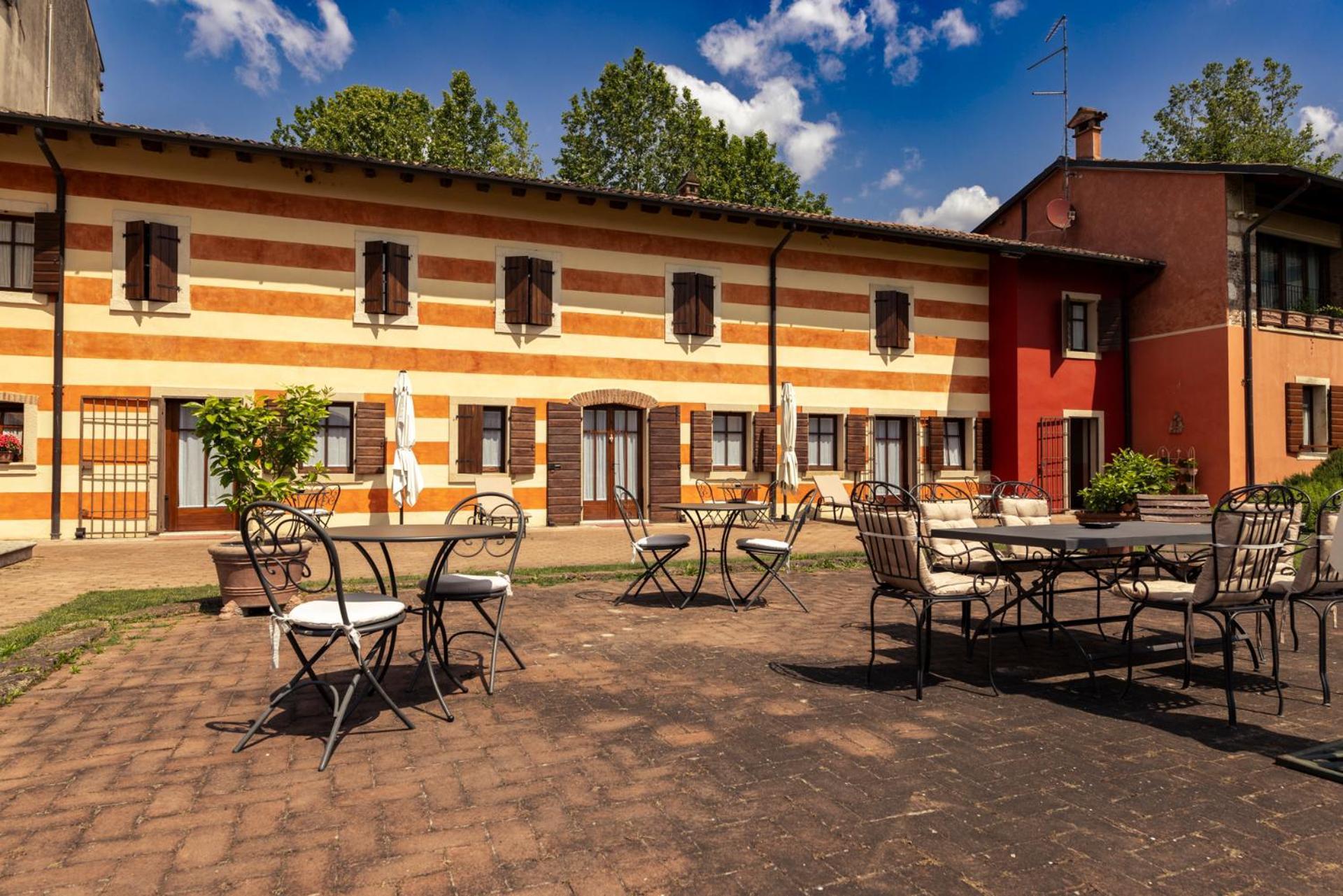 Musella Winery & Relais Guest House San Martino Buon Albergo Bagian luar foto